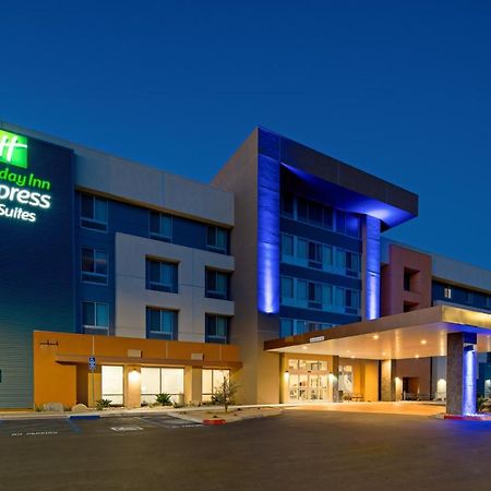 Holiday Inn Express & Suites Palm Desert - Millennium By Ihg Экстерьер фото
