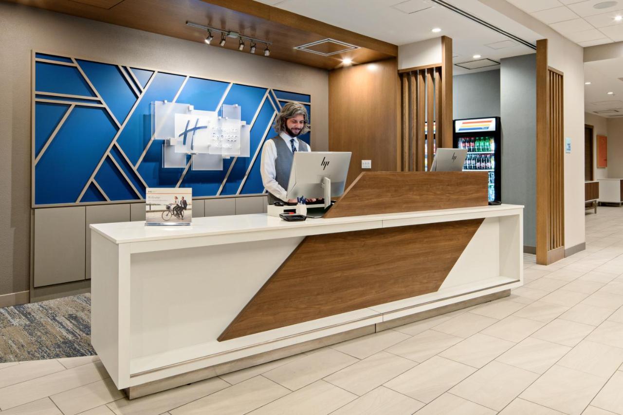 Holiday Inn Express & Suites Palm Desert - Millennium By Ihg Экстерьер фото